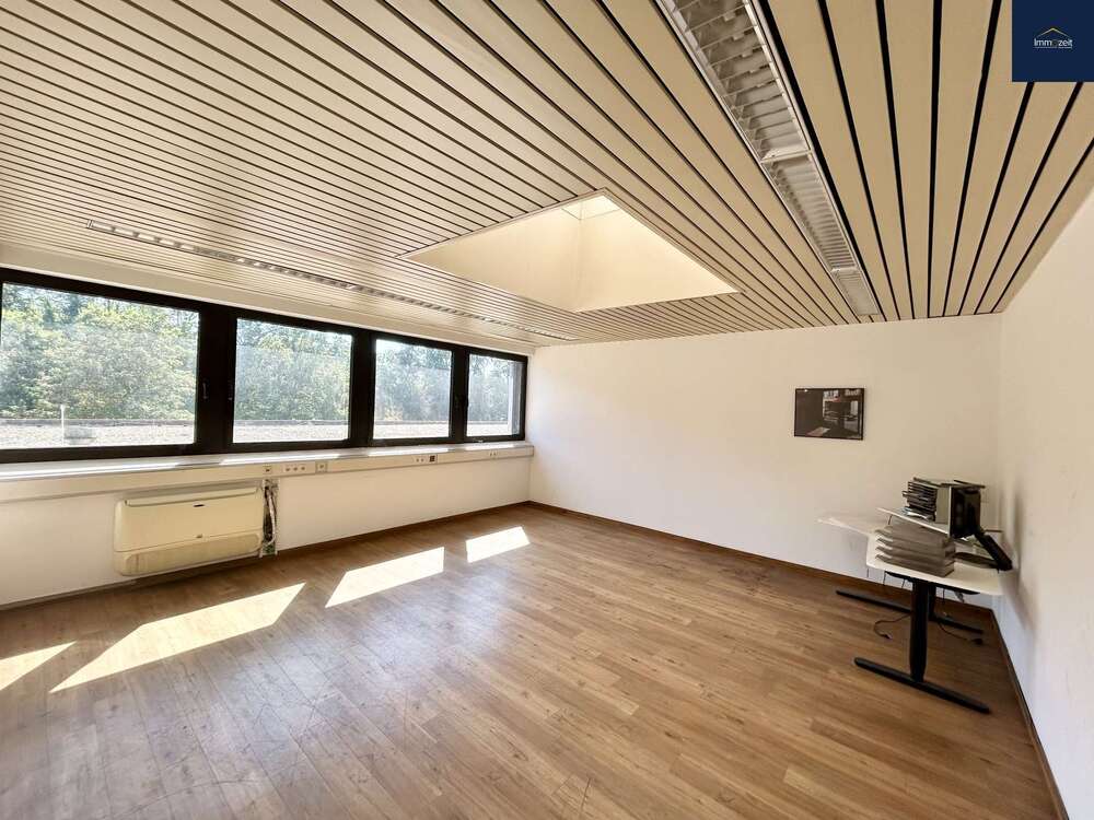 Thumbnail-Büro in Freiberg am Neckar 4.000,00 € 500 m²