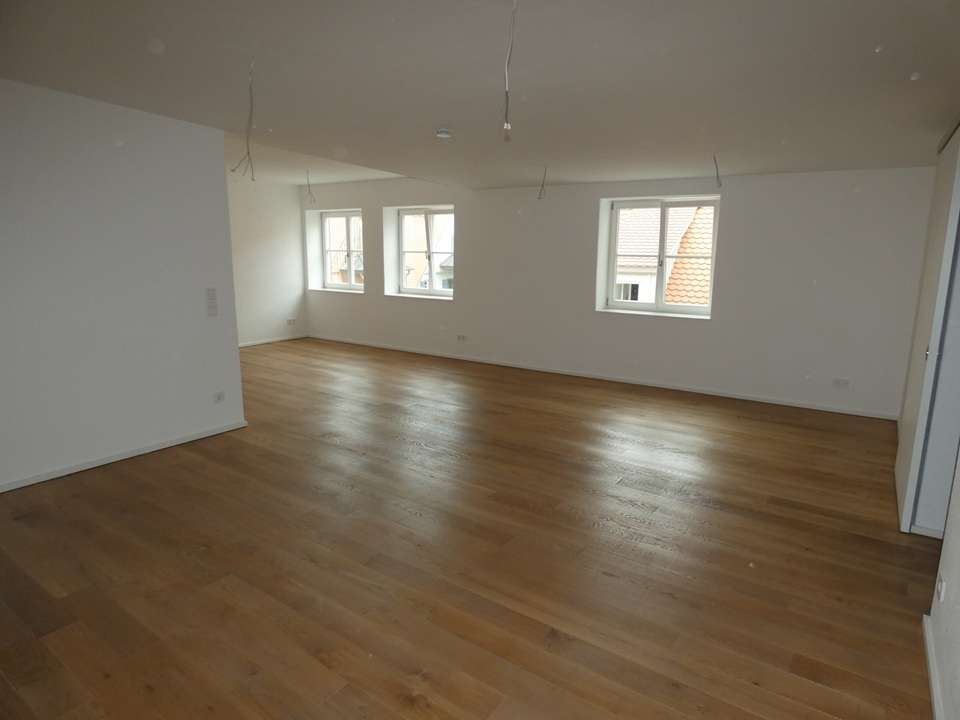 Thumbnail-Wohnung zum Mieten in Dinkelsbühl 855,00 € 90.04 m²