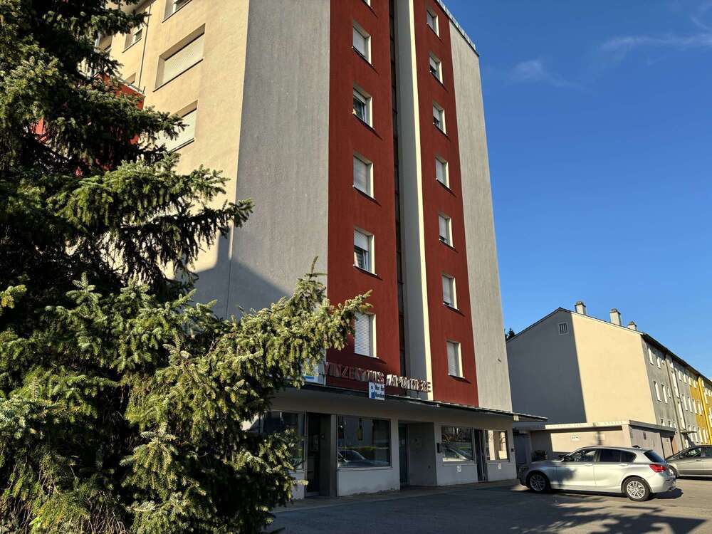 Thumbnail-Büro in Freilassing 1.601,64 € 133 m²