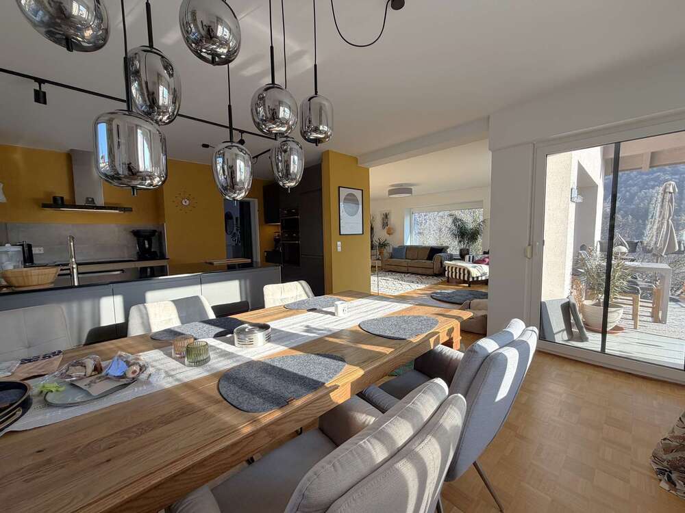 Thumbnail-Wohnung zum Mieten in Blaubeuren 2.000,00 € 186.8 m²