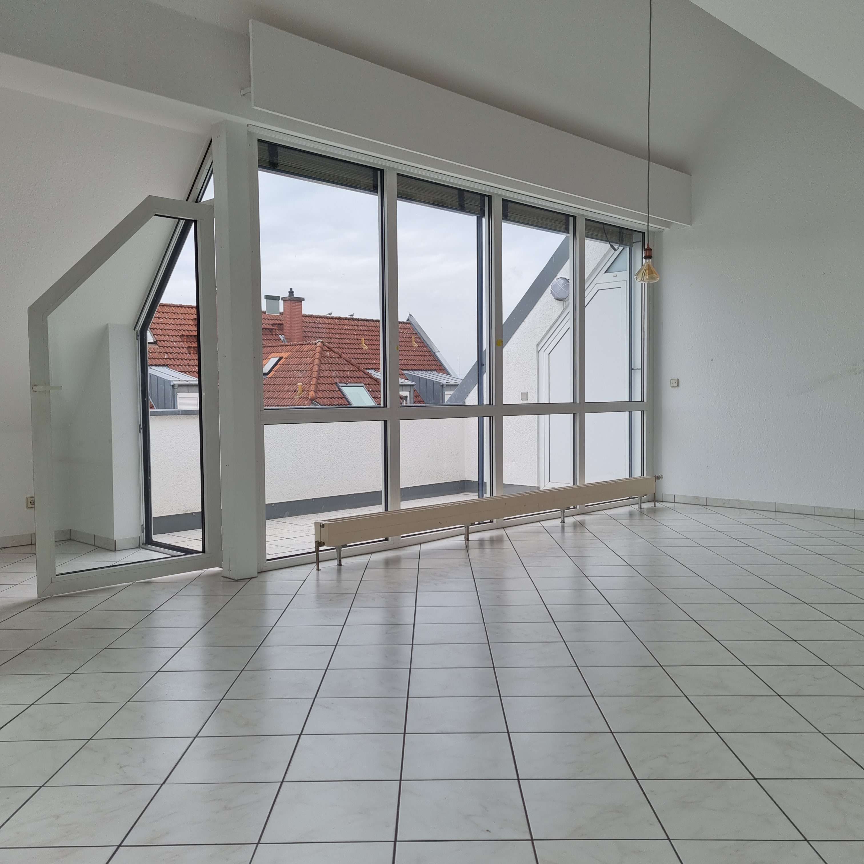 Thumbnail-Wohnung zum Mieten in Kleinostheim 1.650,00 € 240 m²