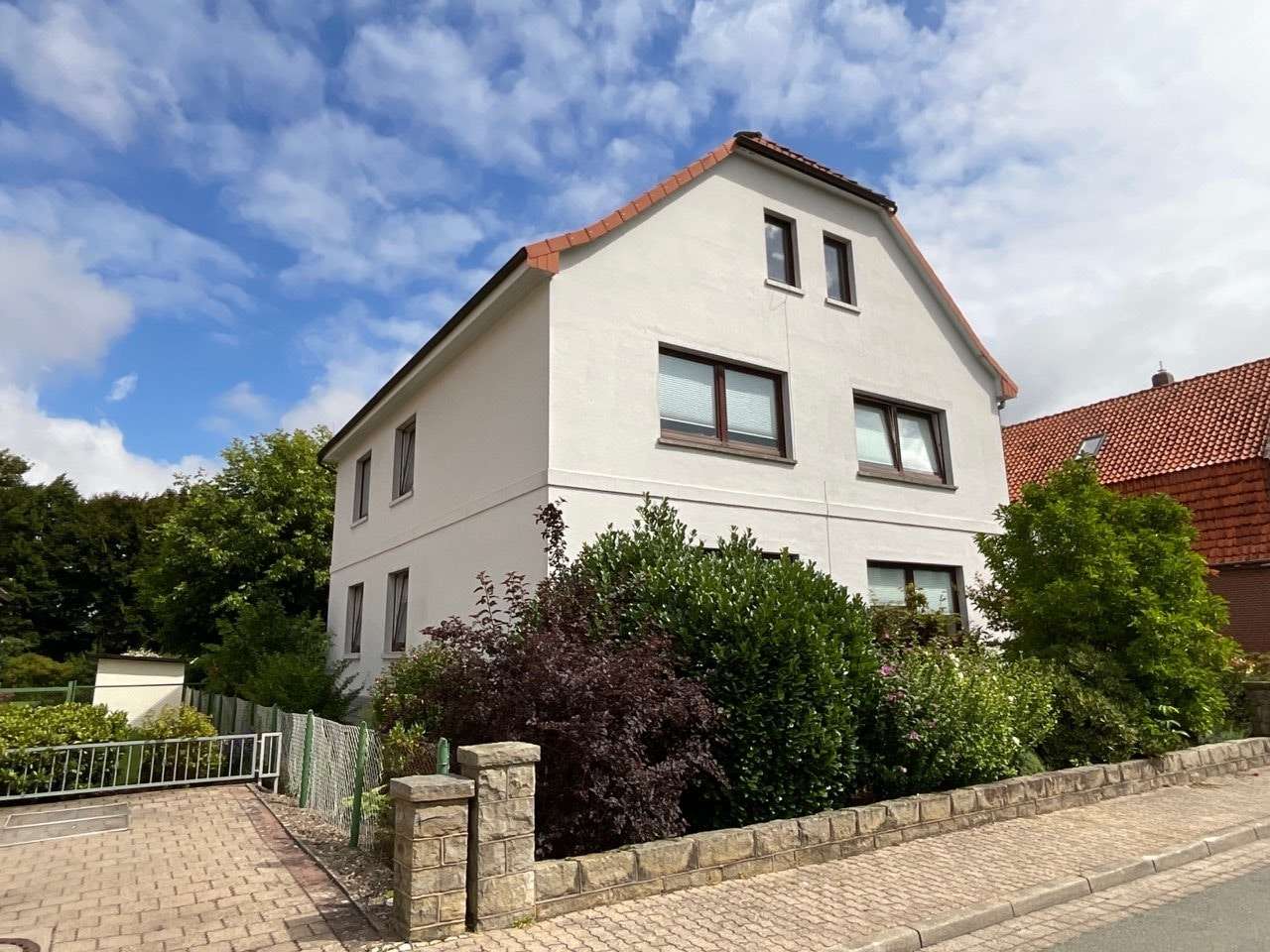 Thumbnail-Haus zum Kaufen in Stadthagen 310.000,00 € 250 m²