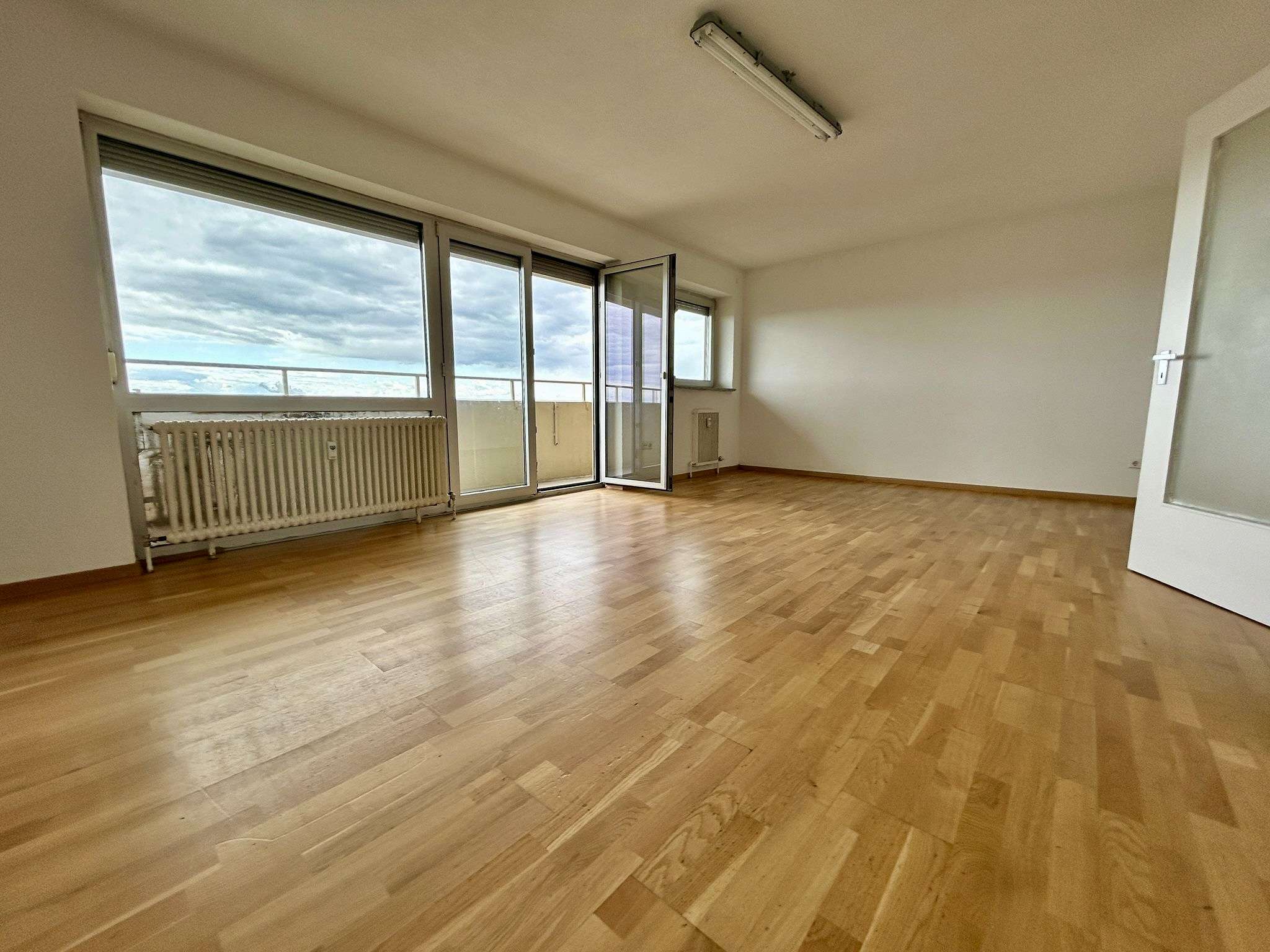 Thumbnail-Wohnung zum Kaufen in Ehingen 181.000,00 € 73 m²