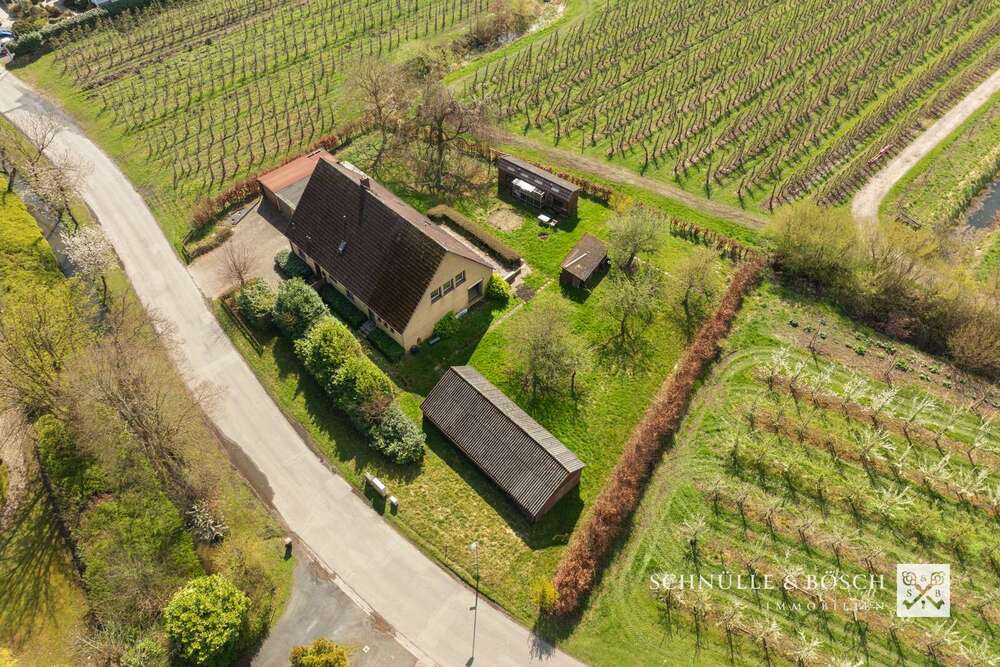 Thumbnail-Haus zum Kaufen in Hollern-Twielenfleth 379.000,00 € 244 m²