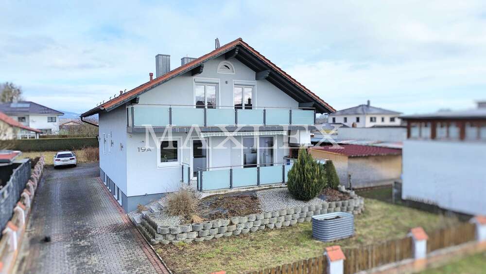 Thumbnail-Haus zum Kaufen in Osterhofen 435.000,00 € 161.75 m²