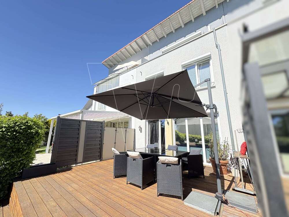Thumbnail-Haus zum Kaufen in Backnang 598.000,00 € 122.27 m²