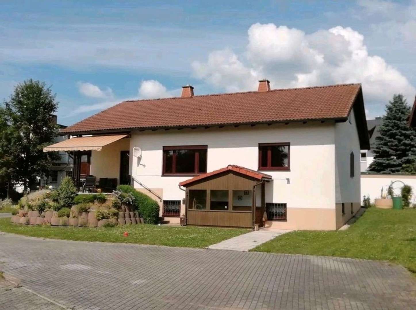 Thumbnail-Haus zum Kaufen in Thiersheim 414.000,00 € 250 m²