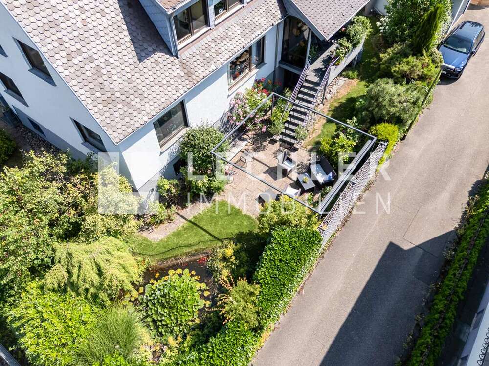 Thumbnail-Haus zum Kaufen in Leonberg 1.295.000,00 € 262 m²