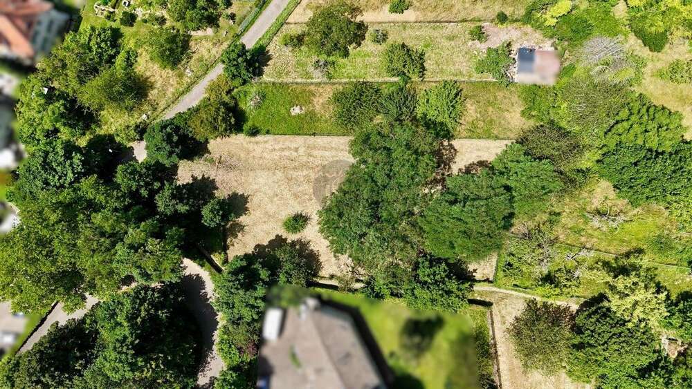 Thumbnail-Grundstück in Baden-Baden 75.000,00 € 1600 m²