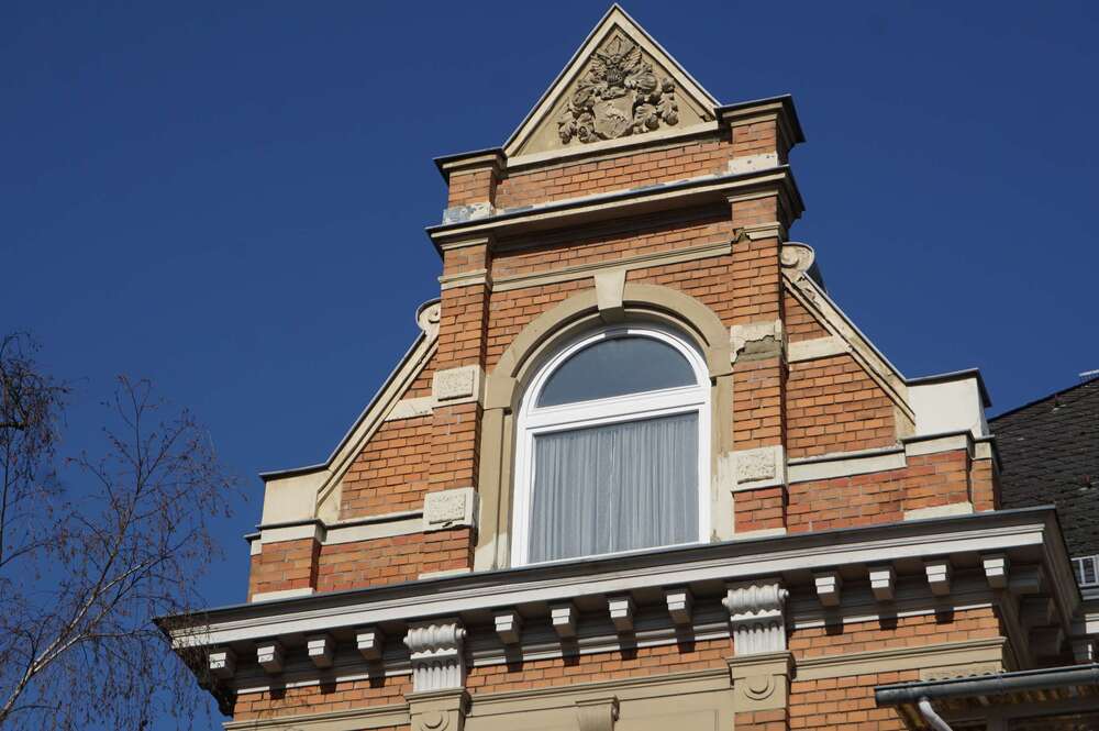 Thumbnail-Haus zum Kaufen in Wiesbaden 1.100.000,00 € 300 m²