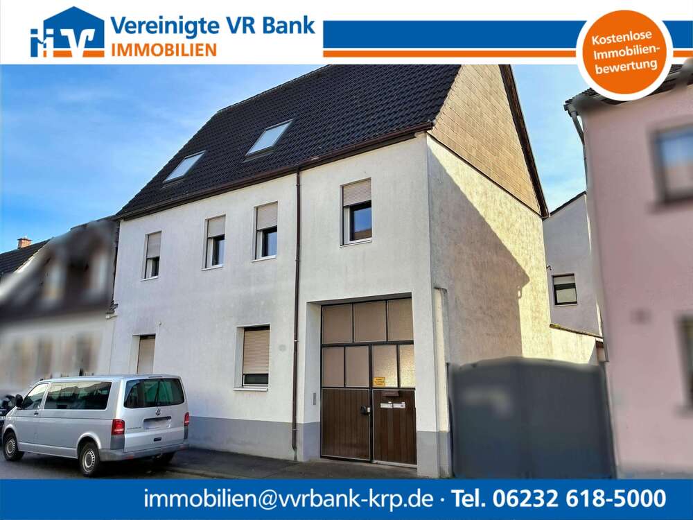 Thumbnail-Haus zum Kaufen in Hockenheim 749.000,00 € 437 m²