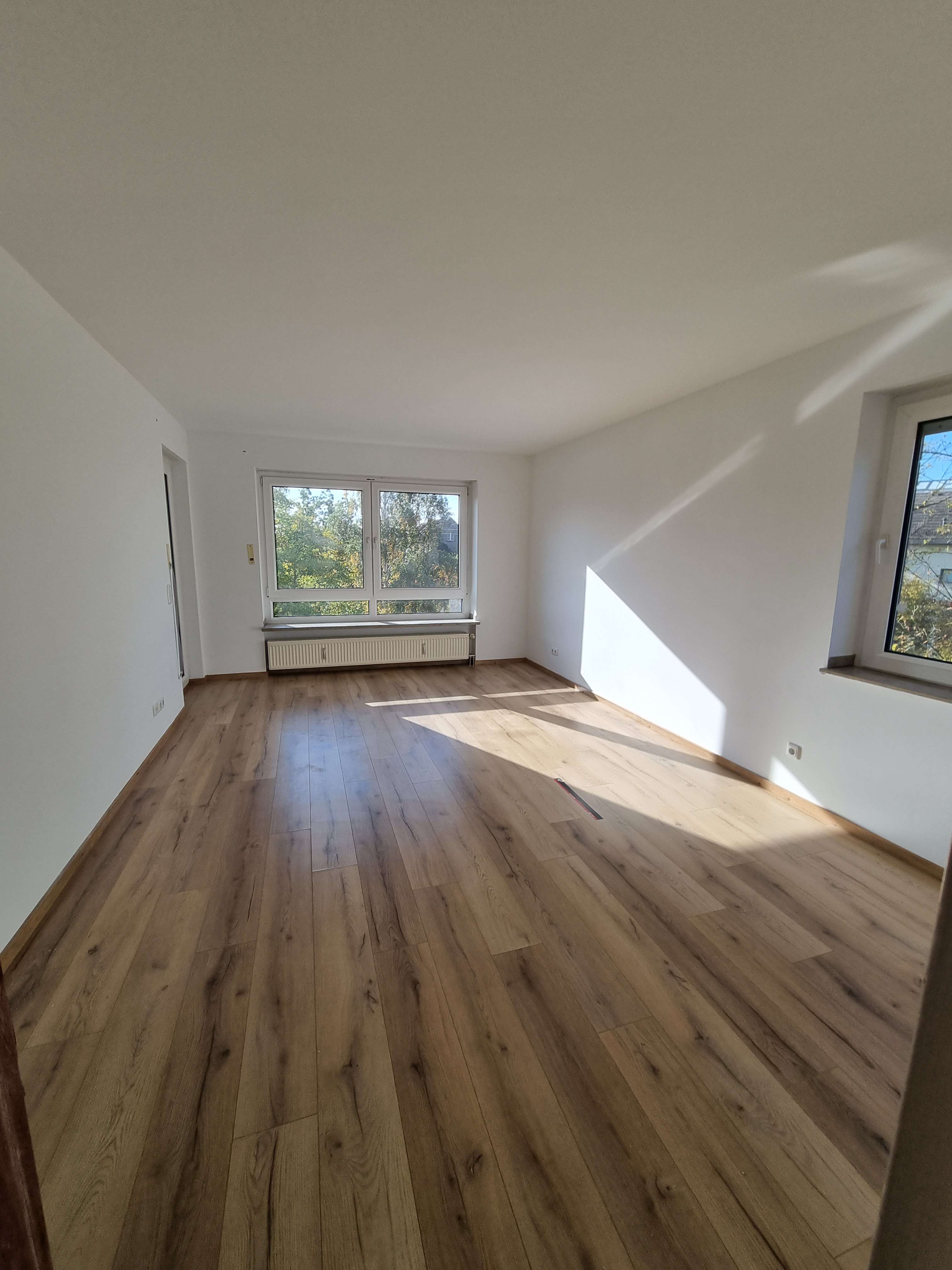 Thumbnail-Wohnung zum Mieten in Schkeuditz OT Radefeld 685,00 € 72.17 m²