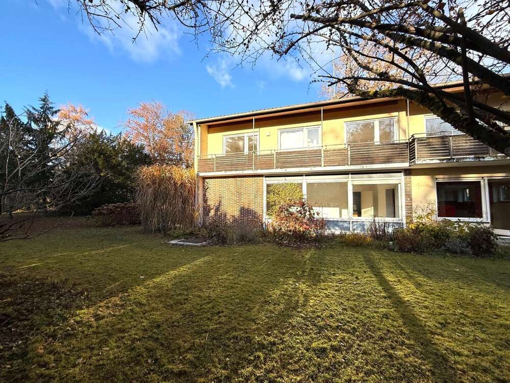 Thumbnail-Haus zum Mieten in Gräfelfing 4.000,00 € 220 m²