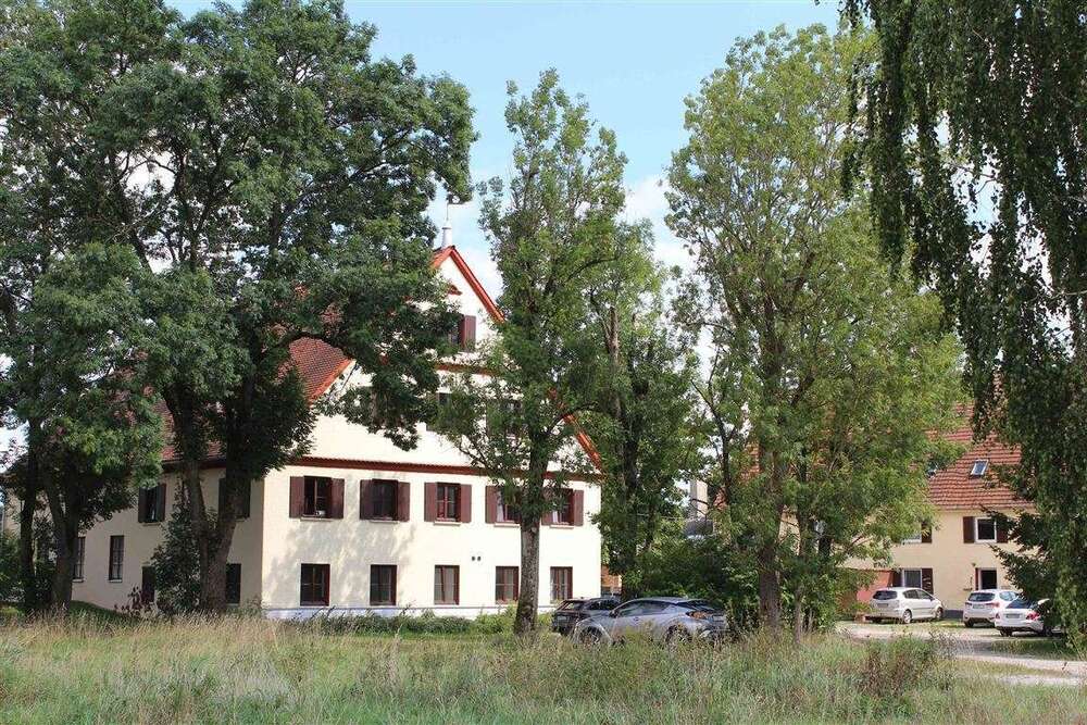 Thumbnail-Haus zum Kaufen in Ellzee 1.600.000,00 € 933.9 m²