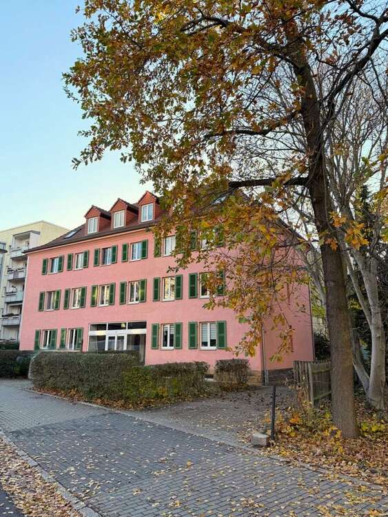 Thumbnail-Wohnung zum Mieten in Dresden 930,00 € 93.01 m²