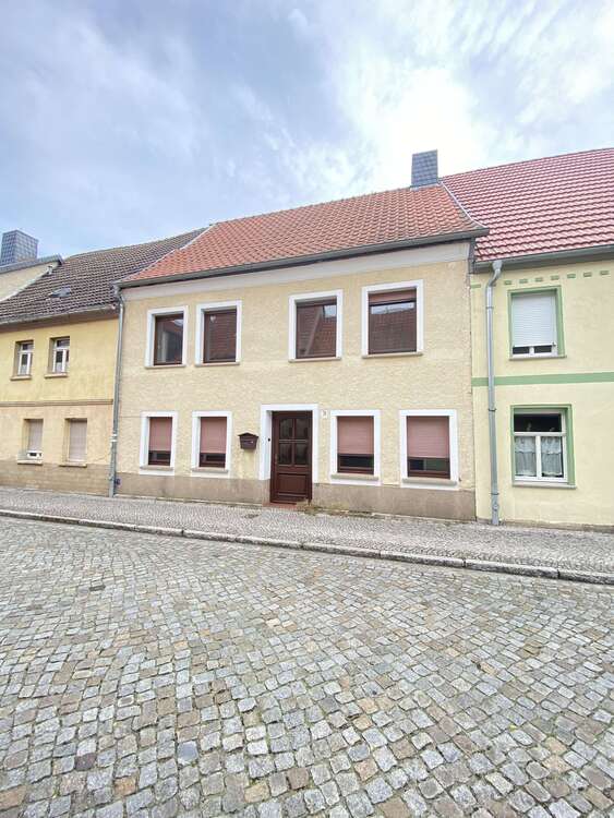 Thumbnail-Haus zum Kaufen in Gardelegen 100.000,00 € 160 m²