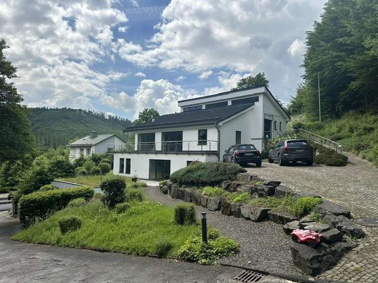 Thumbnail-Haus zum Kaufen in Lüdenscheid 495.000,00 € 213.35 m²