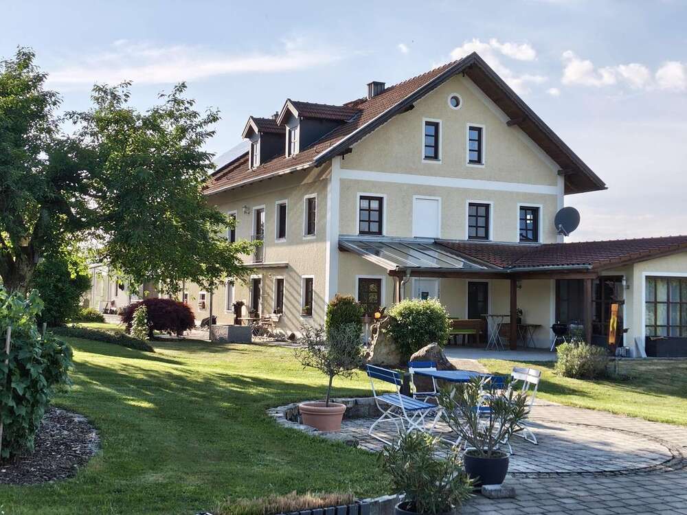 Thumbnail-Haus zum Kaufen in Vilshofen 1.590.000,00 € 340 m²