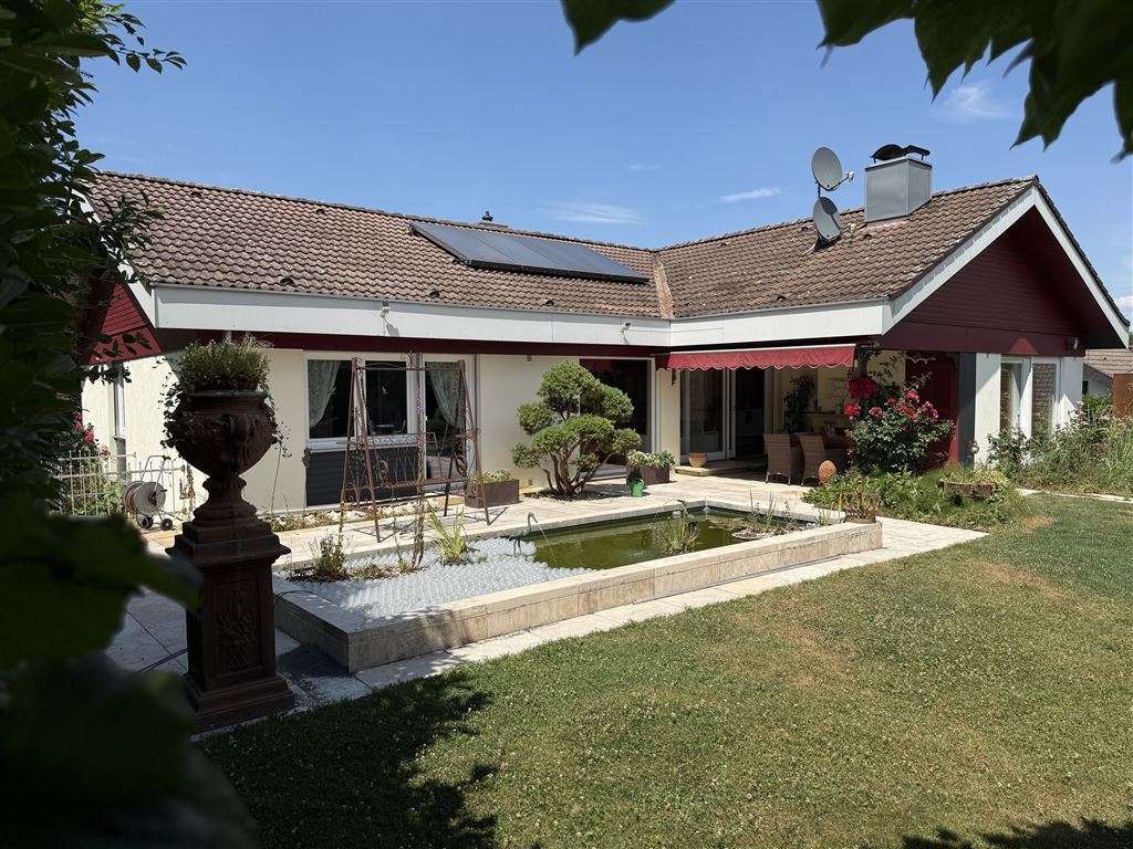 Thumbnail-Haus zum Kaufen in Warthausen an der Riß 610.000,00 € 195 m²