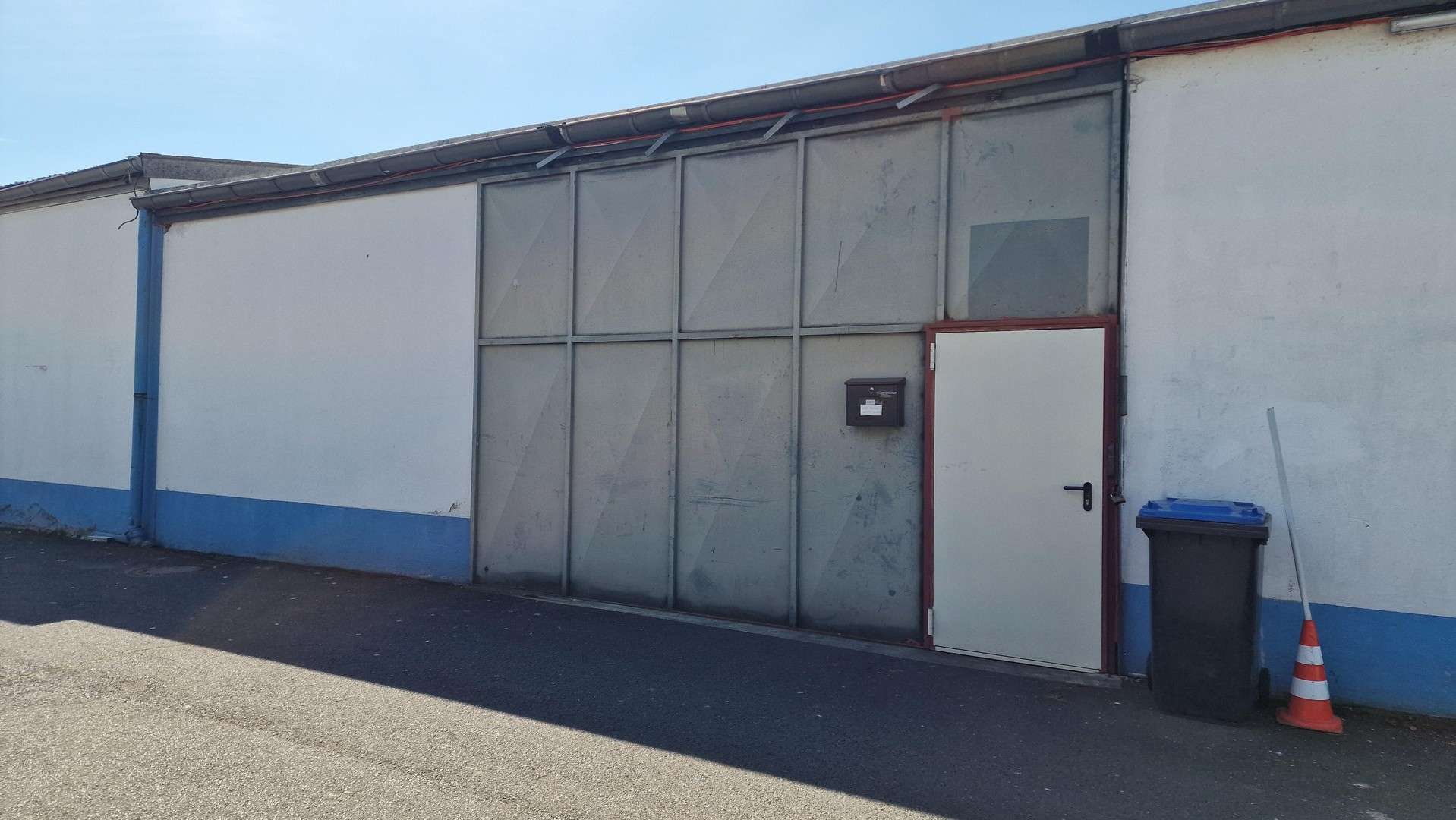 Thumbnail-Halle in Köln 2.475,00 € 0 m²