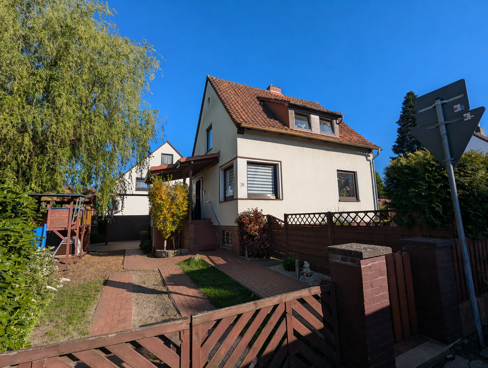 Thumbnail-Haus zum Kaufen in Garbsen 220.000,00 € 85 m²