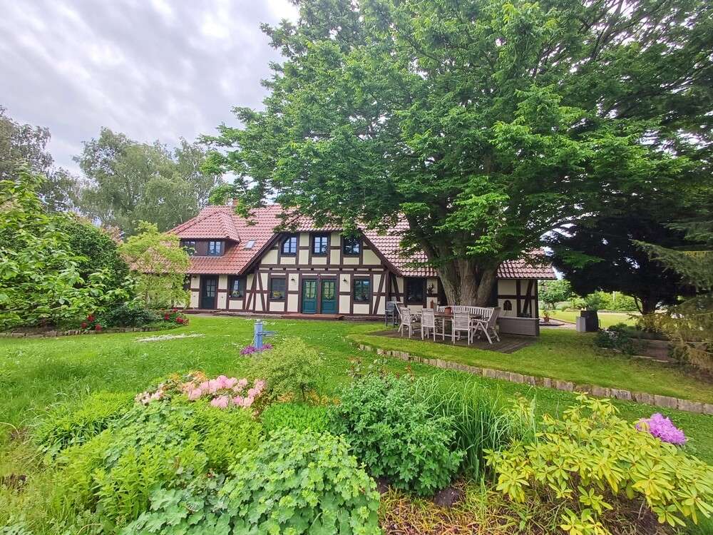 Thumbnail-Haus zum Kaufen in Sehlen Teschenhagen 2.000.000,00 € 400 m²