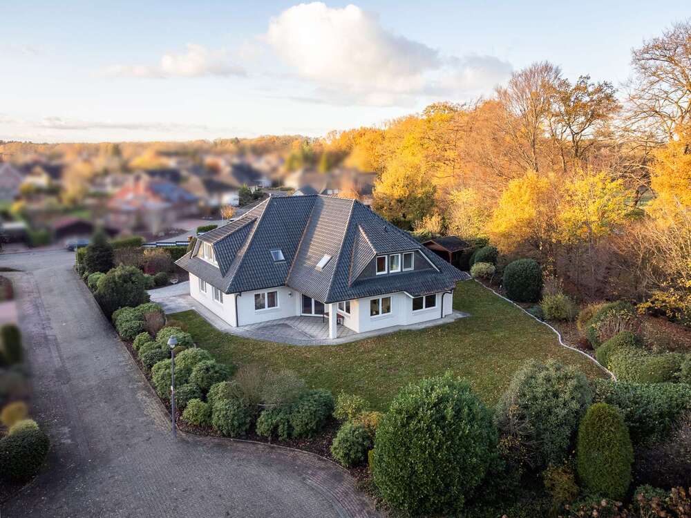 Thumbnail-Haus zum Kaufen in Barnstorf 689.000,00 € 378.19 m²