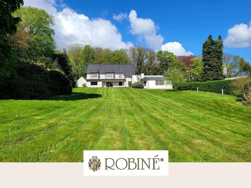 Thumbnail-Haus zum Kaufen in Düsseldorf 3.500.000,00 € 720 m²