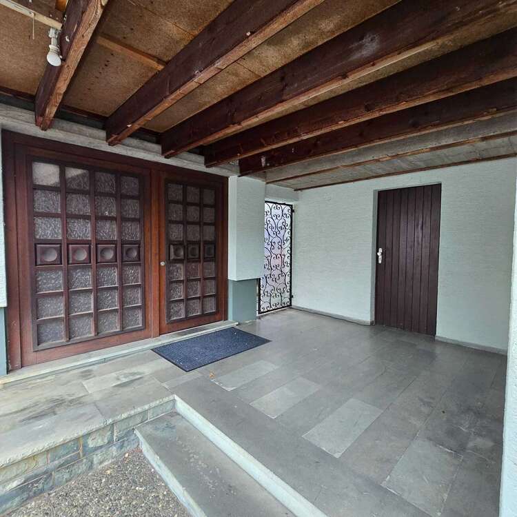 Thumbnail-Haus zum Kaufen in Rüsselsheim am Main 600.000,00 € 305.73 m²