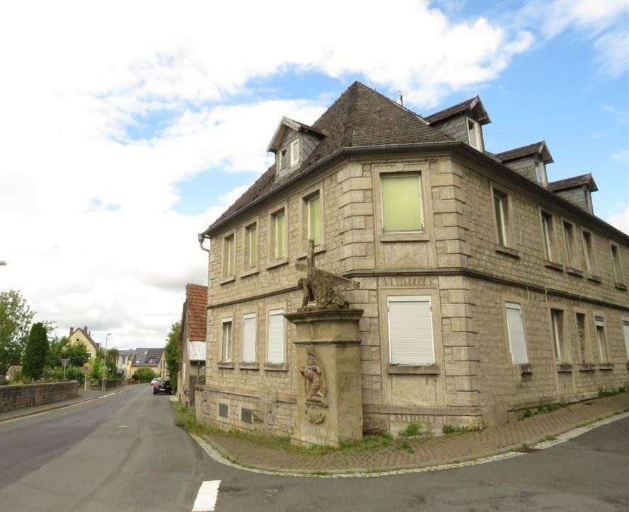 Thumbnail-Haus zum Kaufen in Bütthard 195.000,00 € 320 m²