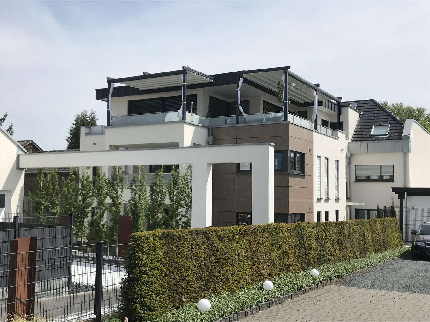 Thumbnail-Wohnung zum Mieten in Troisdorf 2.489,00 € 226 m²
