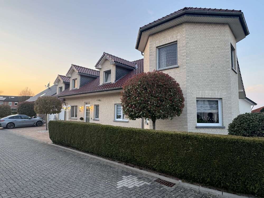 Thumbnail-Haus zum Kaufen in Wassenberg 975.000,00 € 252 m²
