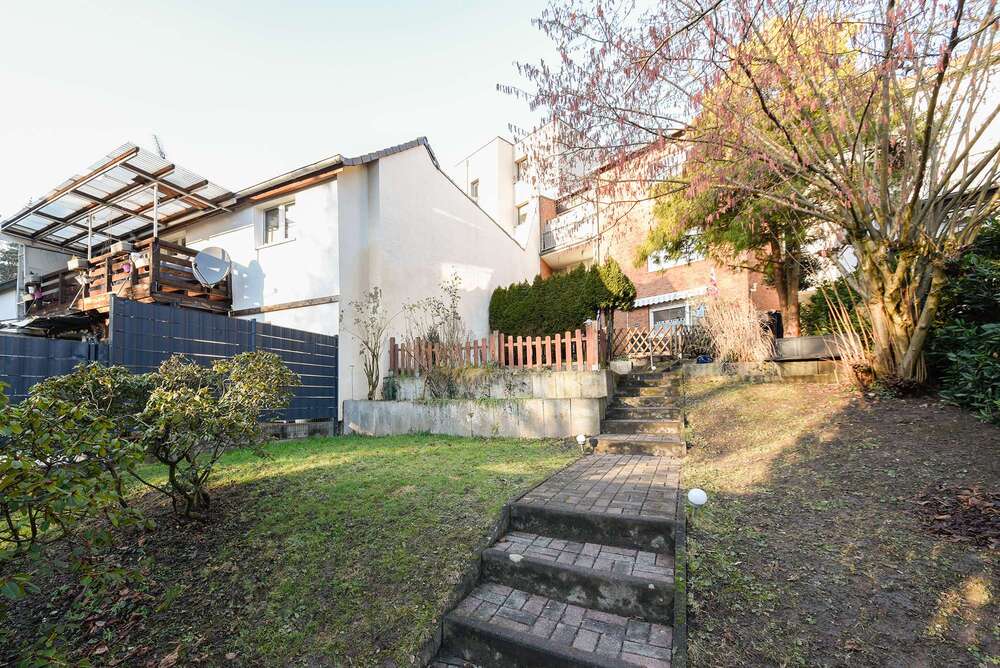 Thumbnail-Wohnung zum Kaufen in Erkrath 255.000,00 € 99 m²