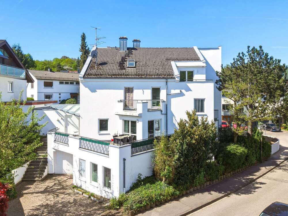 Thumbnail-Haus zum Kaufen in Baden-Baden 690.000,00 € 220 m²