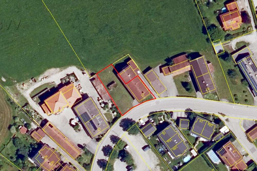 Thumbnail-Grundstück zu verkaufen in Großkarolinenfeld 330.000,00 € 469 m²