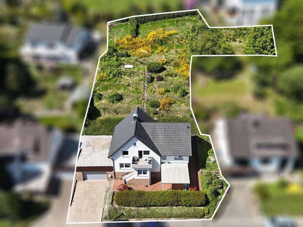 Thumbnail-Haus zum Kaufen in Hiddenhausen 250.000,00 € 176.89 m²