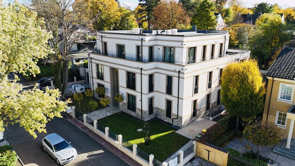 Thumbnail-Wohnung zum Kaufen in Frankfurt am Main 2.499.000,00 € 319.6 m²