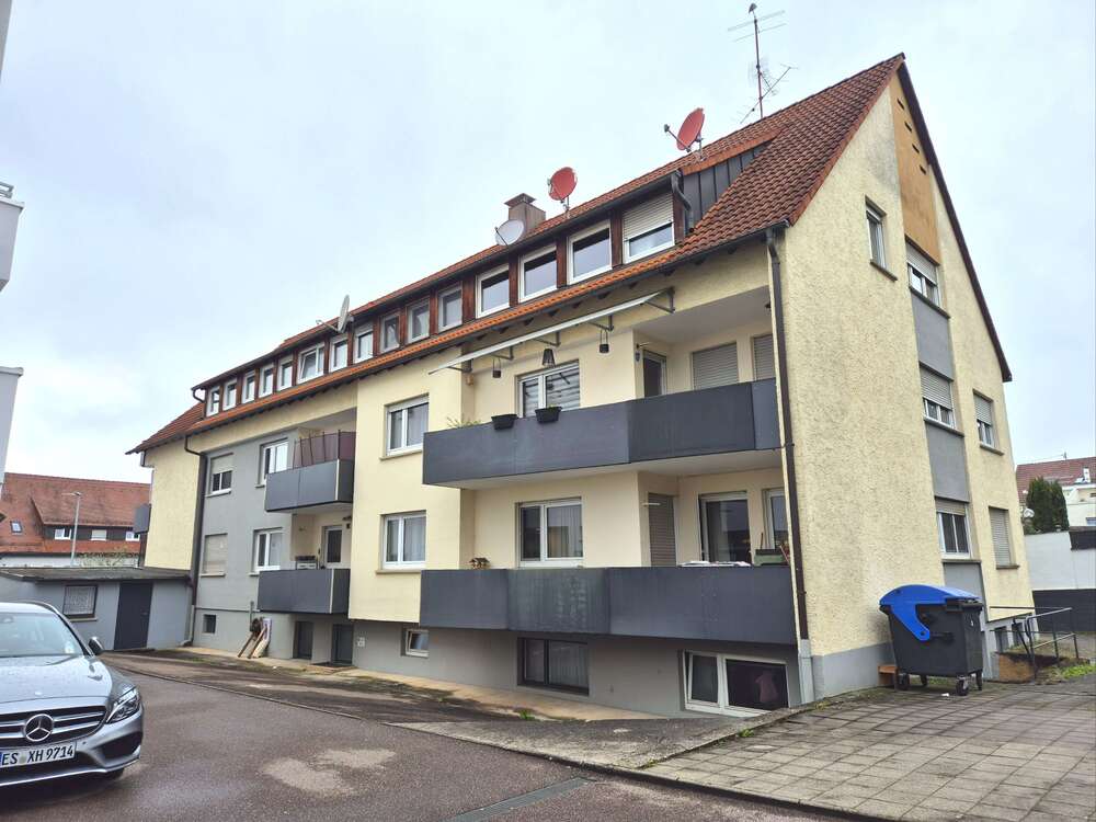 Thumbnail-Wohnung zum Kaufen in Denkendorf 299.000,00 € 90.94 m²