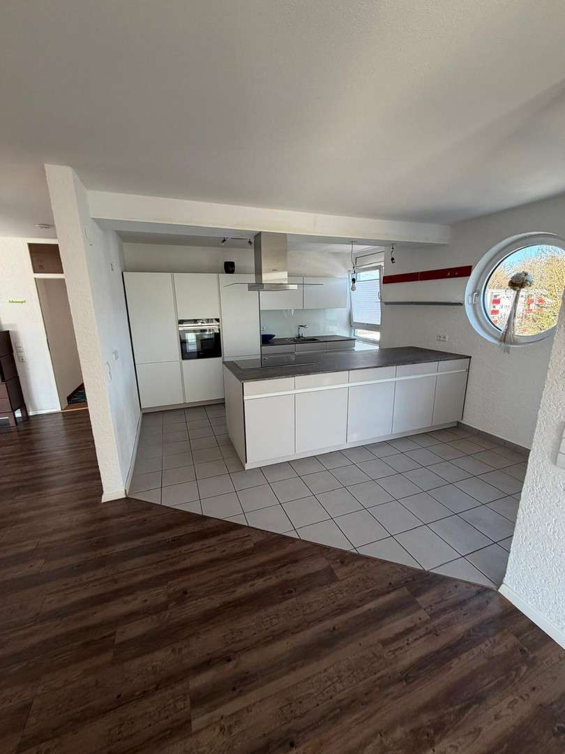 Thumbnail-Wohnung zum Mieten in Bietigheim-Bissingen 1.900,00 € 147 m²