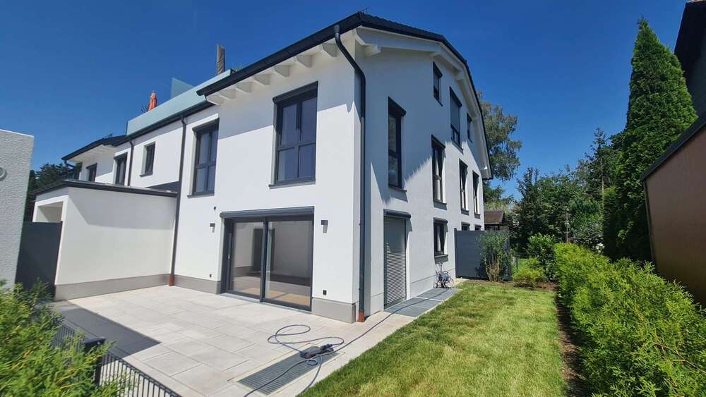 Thumbnail-Haus zum Kaufen in München 1.195.000,00 € 121.9 m²