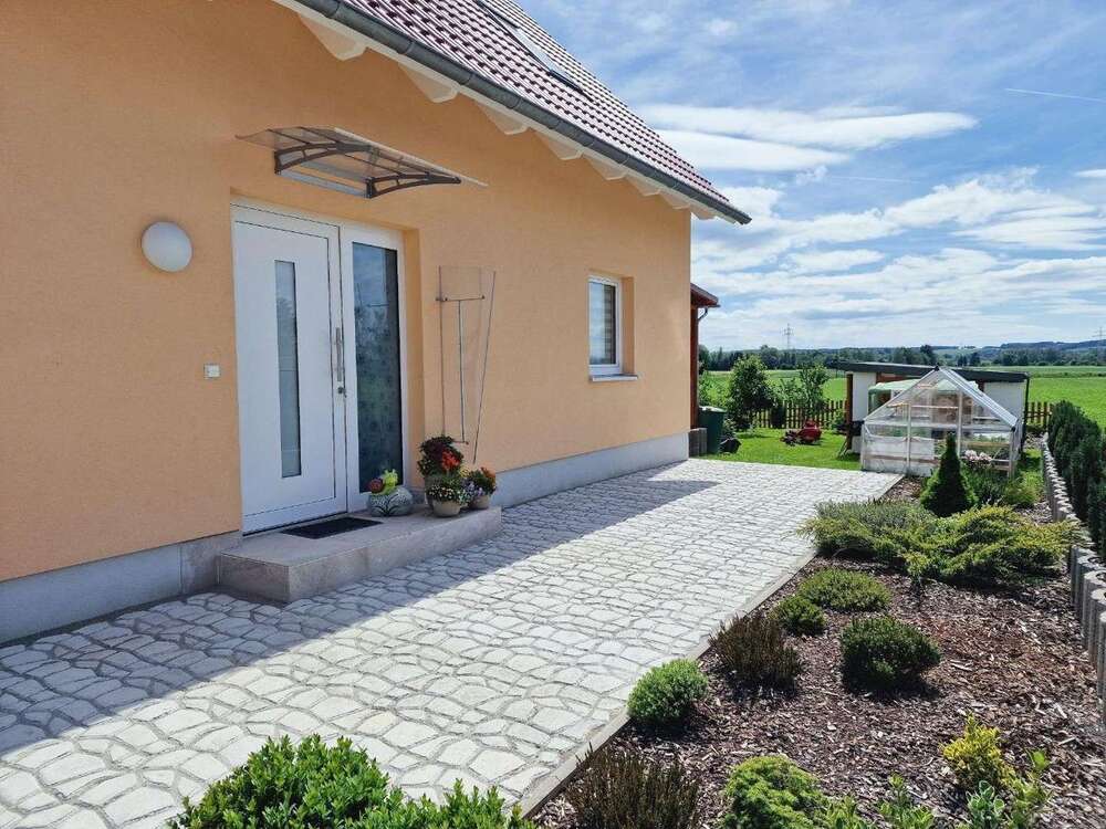 Thumbnail-Haus zum Kaufen in Dürrlauingen 549.000,00 € 120 m²