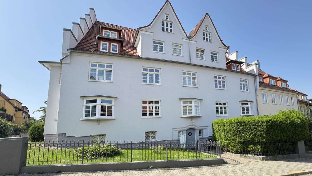 Thumbnail-Wohnung zum Mieten in Erfurt 1.200,00 € 100 m²