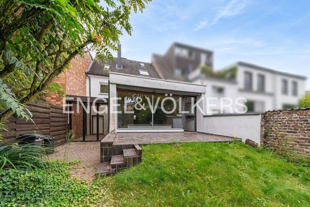 Thumbnail-Haus zum Kaufen in Köln - Rodenkirchen 735.000,00 € 156 m²