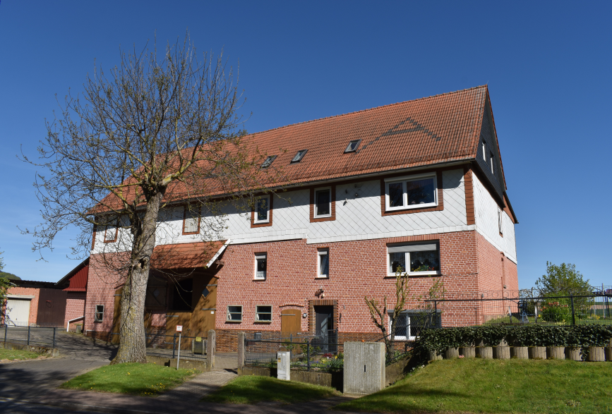 Thumbnail-Haus zum Kaufen in Wolfhagen 399.000,00 € 272 m²