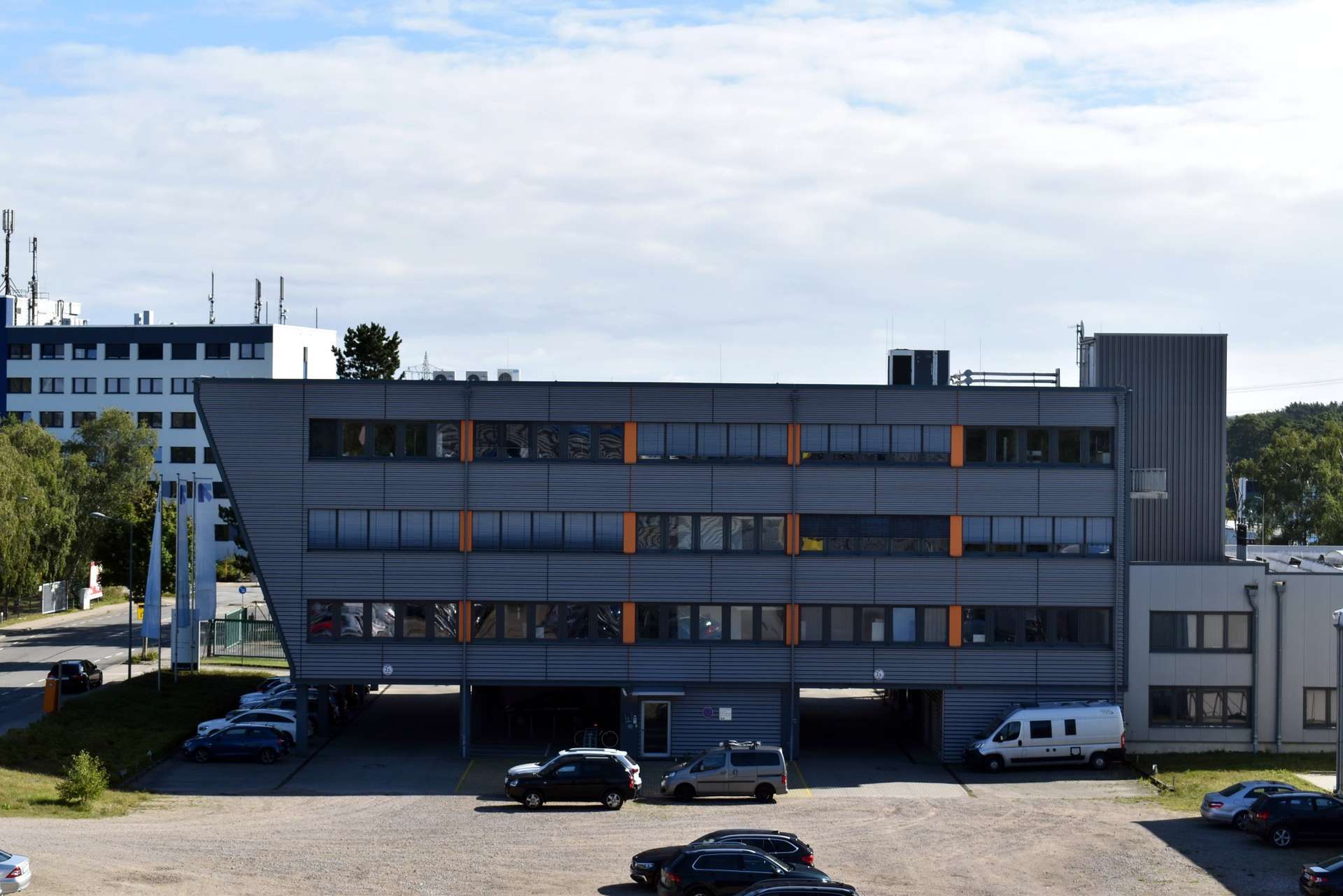 Thumbnail-Büro in Wedel 406,00 € 23.3 m²