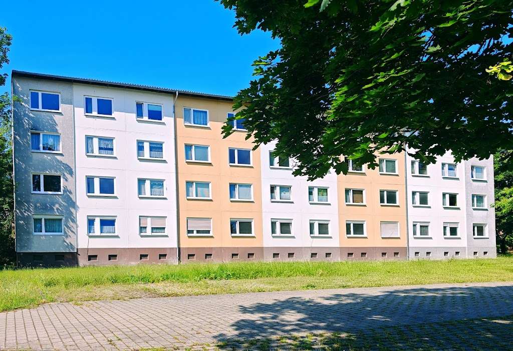 Thumbnail-Wohnung zum Mieten in Hoyerswerda 283,00 € 57.73 m²