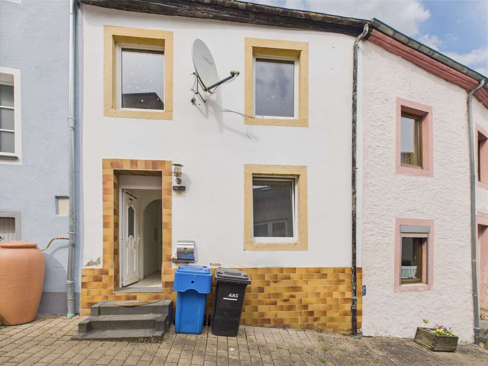 Thumbnail-Haus zum Kaufen in Neuerburg 53.900,00 € 80 m²