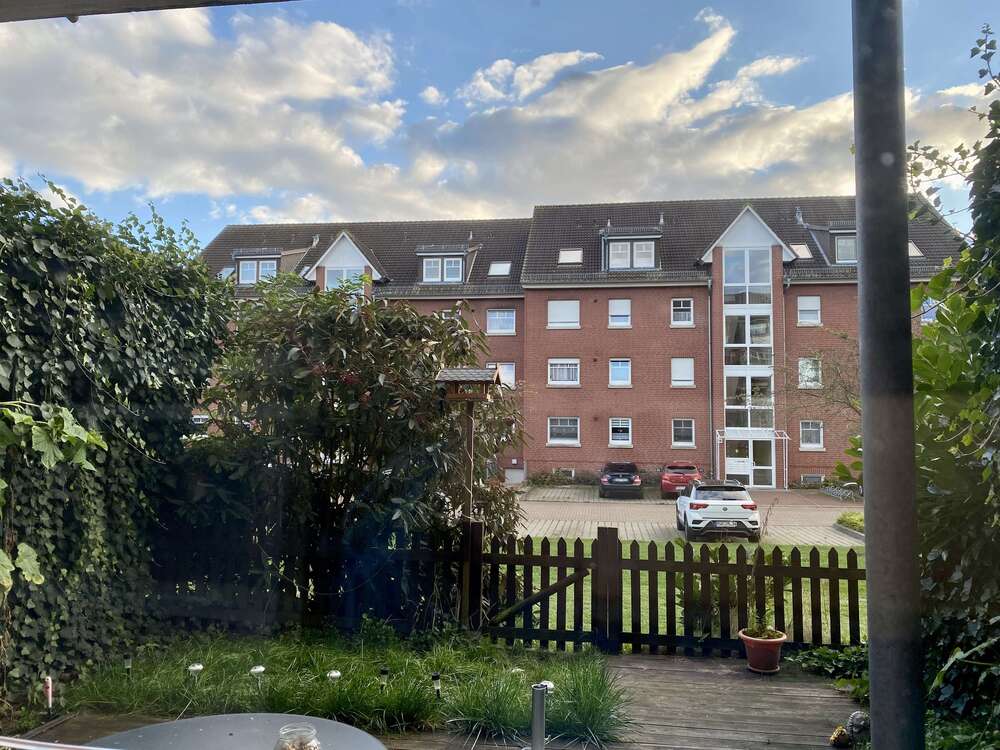 Thumbnail-Wohnung zum Kaufen in Bergen auf Rügen 135.000,00 € 74 m²