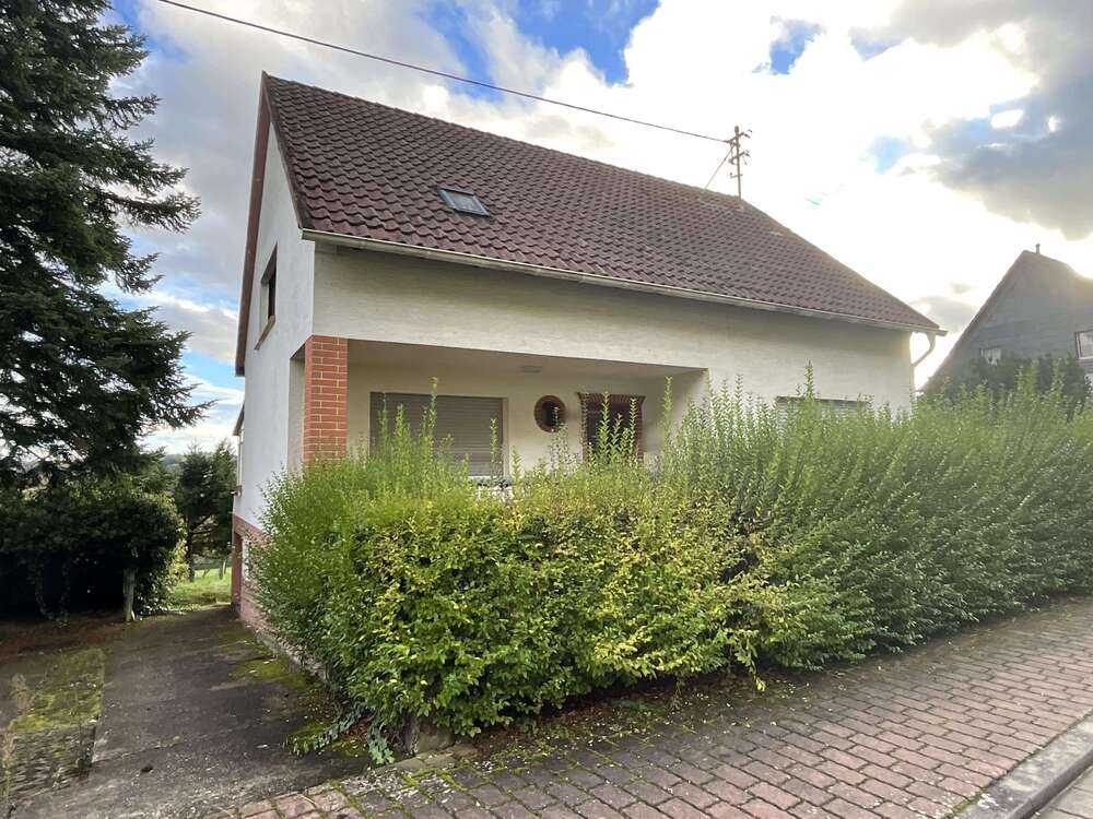 Thumbnail-Haus zum Kaufen in Nalbach 190.000,00 € 135 m²