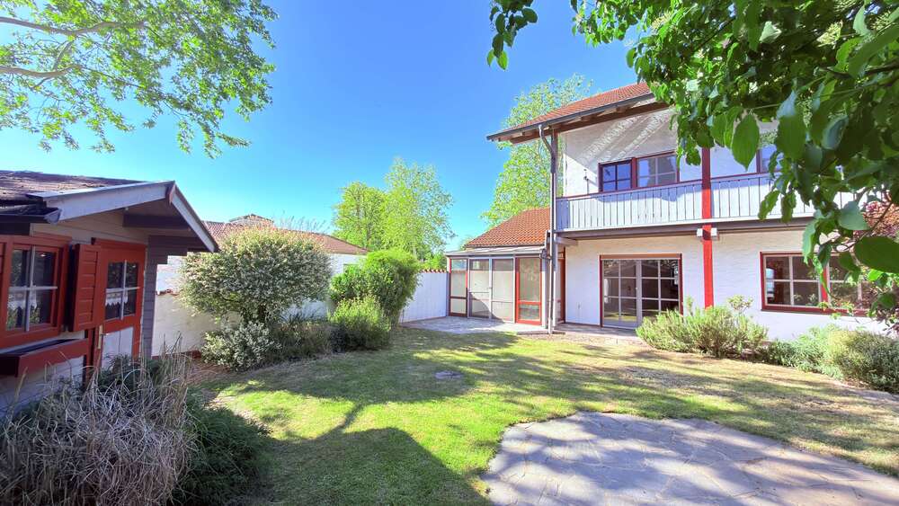 Thumbnail-Haus zum Mieten in Altötting 1.495,00 € 166 m²